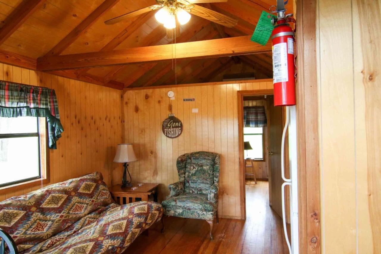 Lakefront Cedar Cabin - 8 Mead المظهر الخارجي الصورة